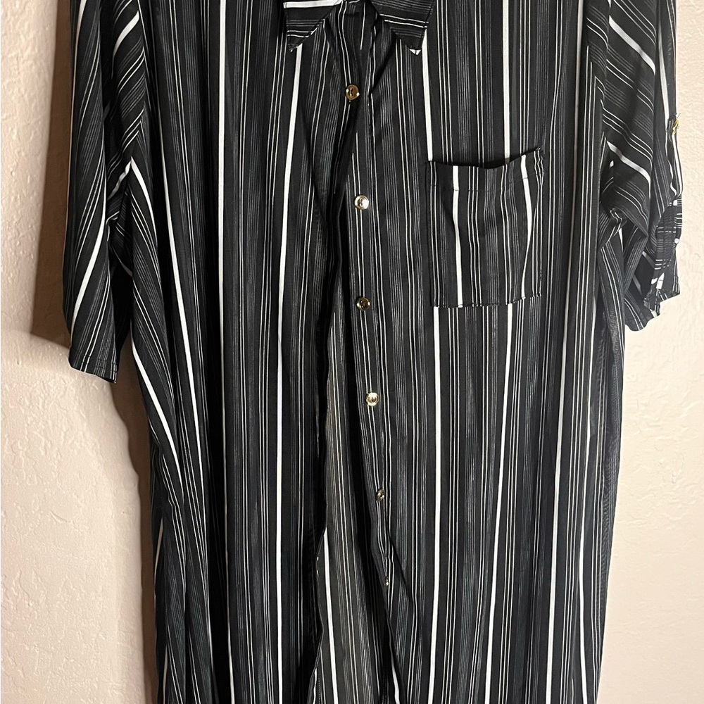 Elegant Black and White Striped Cape